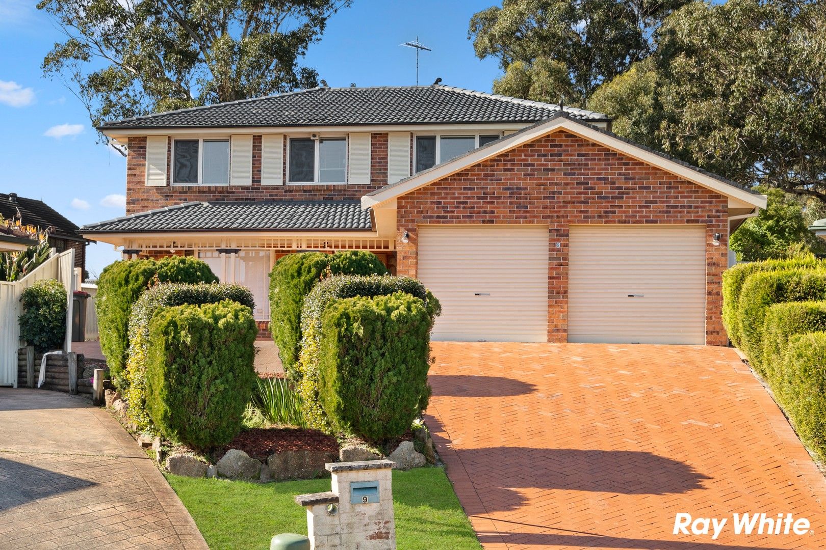5 bedrooms House in 9 Lilla Place QUAKERS HILL NSW, 2763