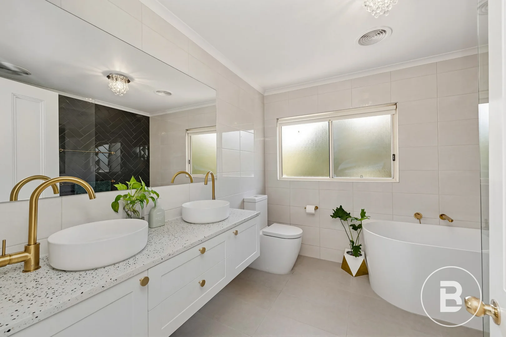 Additional image 3 of 2 Kate Close, Kennington VIC 3550