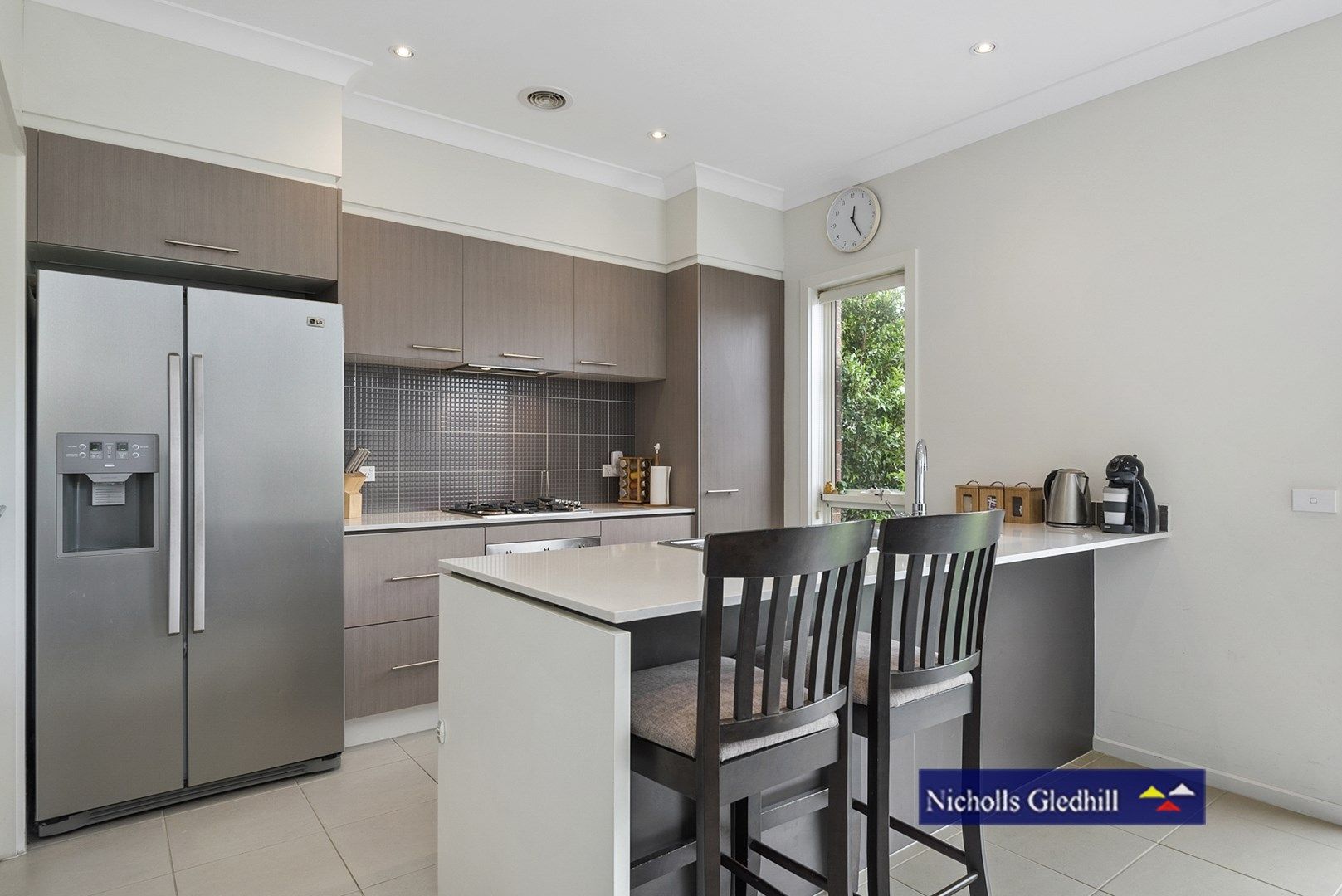 19 Manuscript Drive, Endeavour Hills VIC 3802, Image 0