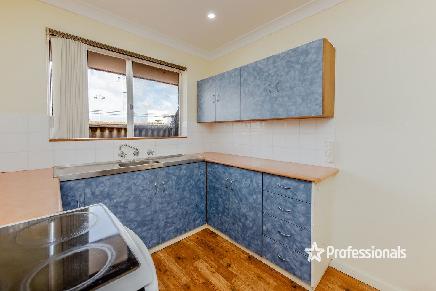 43A Simpson Street, Beresford WA 6530, Image 2