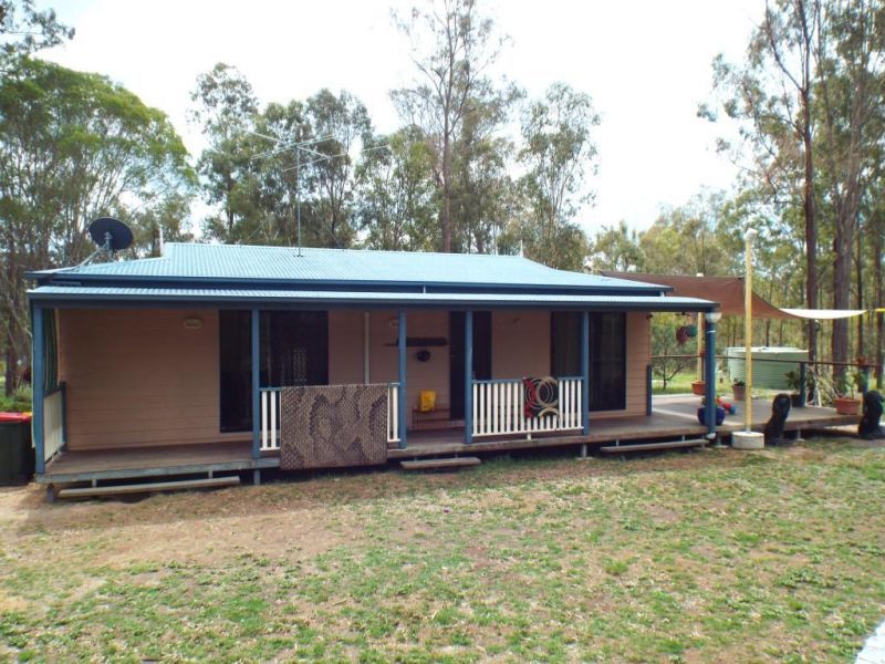 3 bedrooms Acreage / Semi-Rural in 262 Nanango-Brooklands NANANGO QLD, 4615