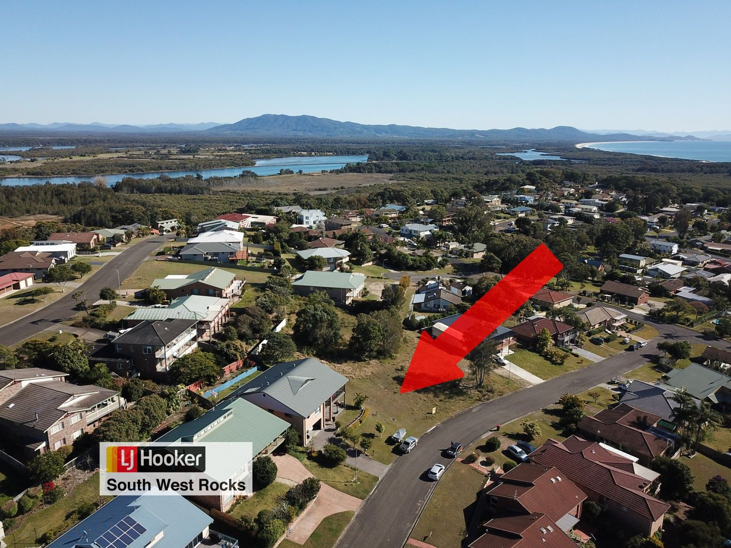 7 Dolphin Crescent, South West Rocks NSW 2431, Image 2