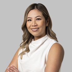 Jessica Loh, Sales representative
