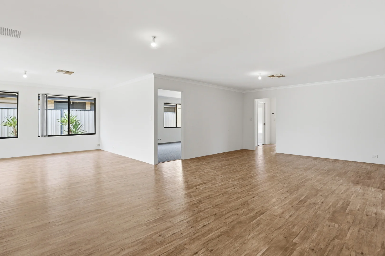 Additional image 12 of 2 Grandmere Parade, Meadow Springs WA 6210