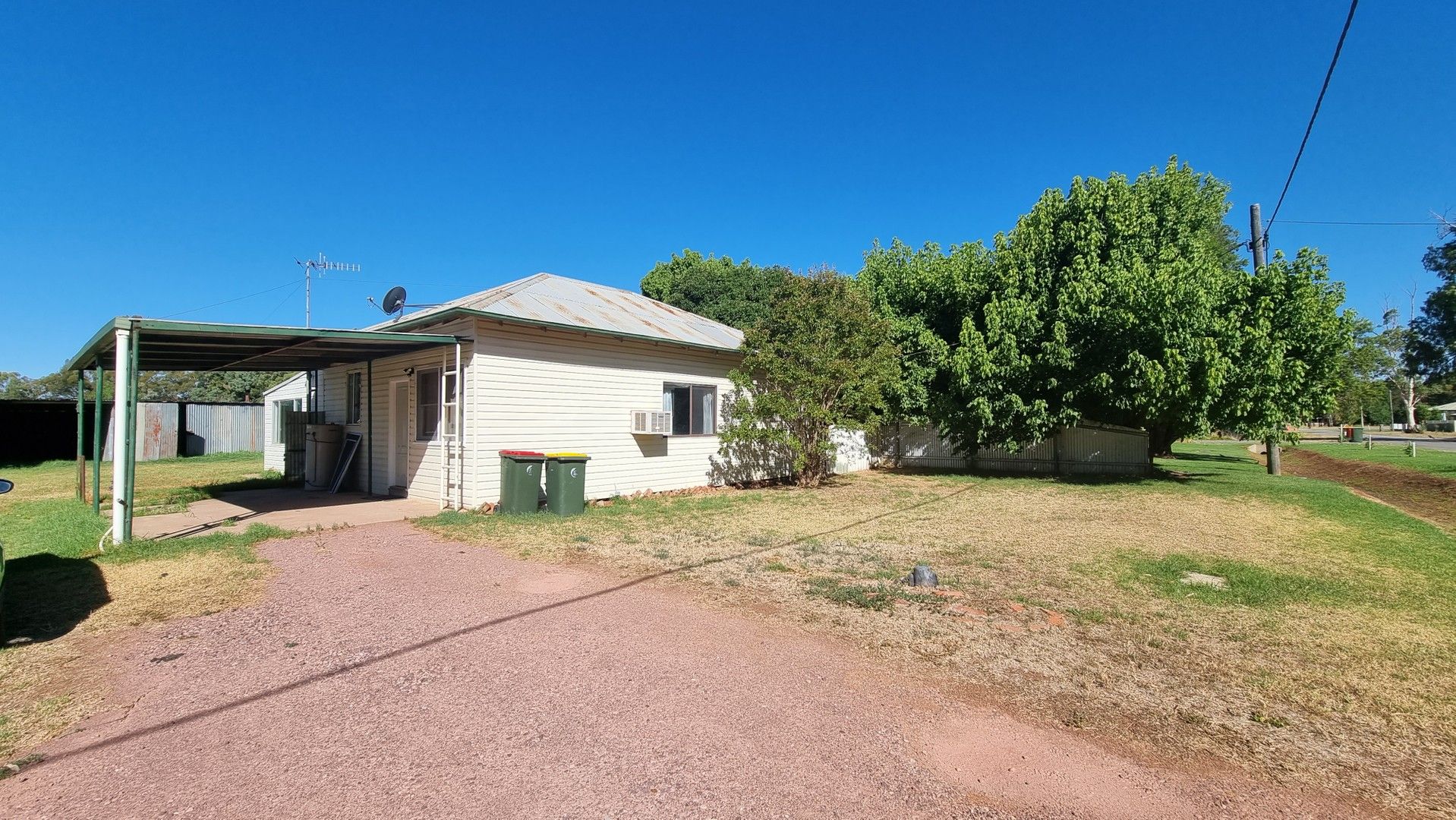 21 Muscat Street, Leeton NSW 2705, Image 0