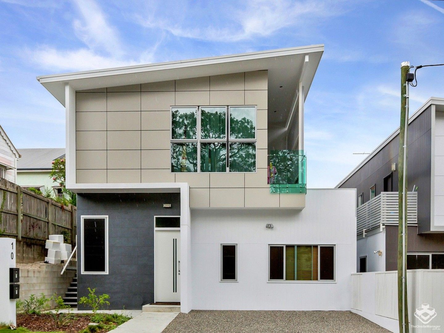 3 bedrooms Apartment / Unit / Flat in 1/10 Julia Street HIGHGATE HILL QLD, 4101