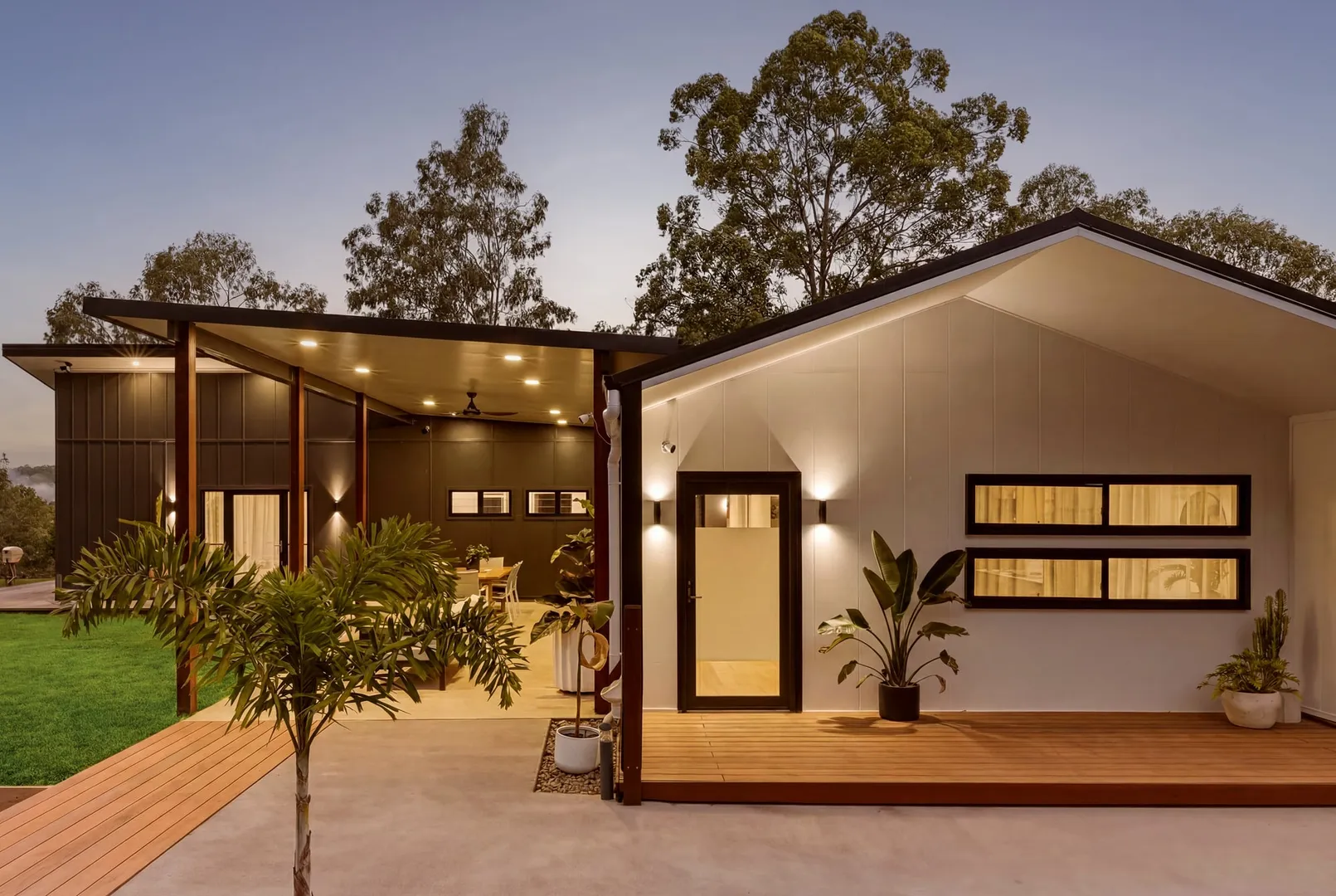 Contemporary Hinterland Living at Its Finest, Elevated Valley Views Included, Diamond Valley