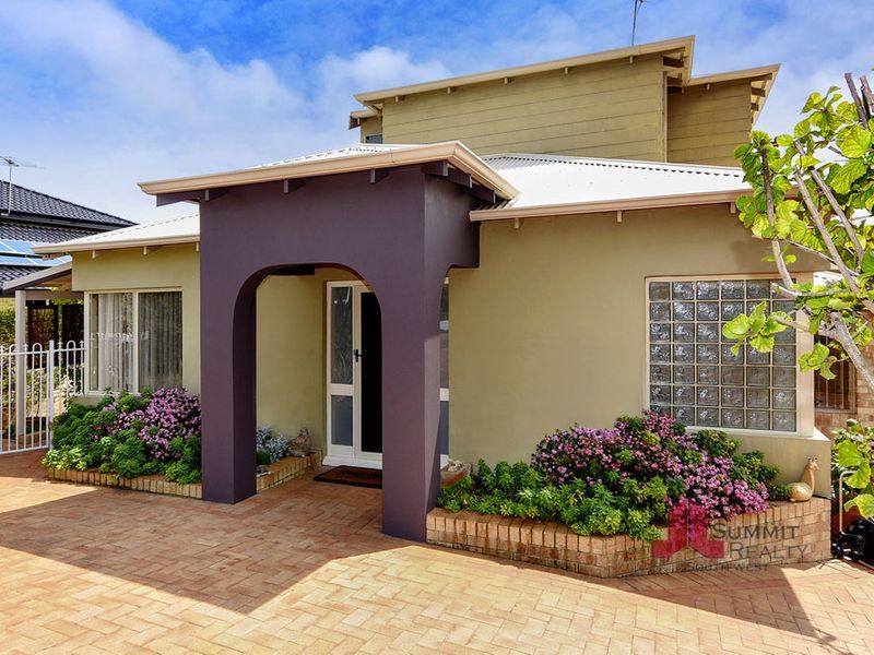 4 Quartermaine Court, Binningup WA 6233, Image 1