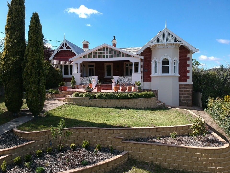 Sharp Street, Cooma NSW 2630 4 beds house for Sale 2015964960 Domain