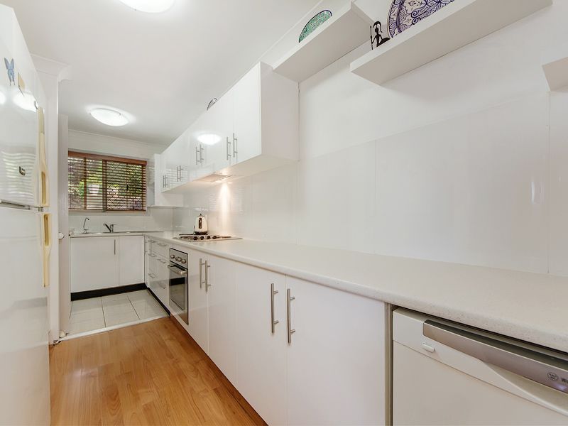 18/2 Simpsons Road, Currumbin Waters QLD 4223, Image 1