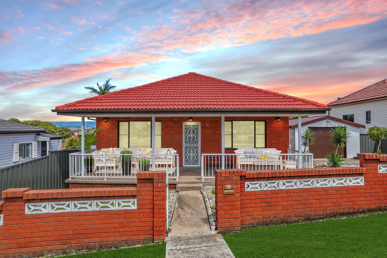 4 bedrooms House in 47 Third Avenue WARRAWONG NSW, 2502
