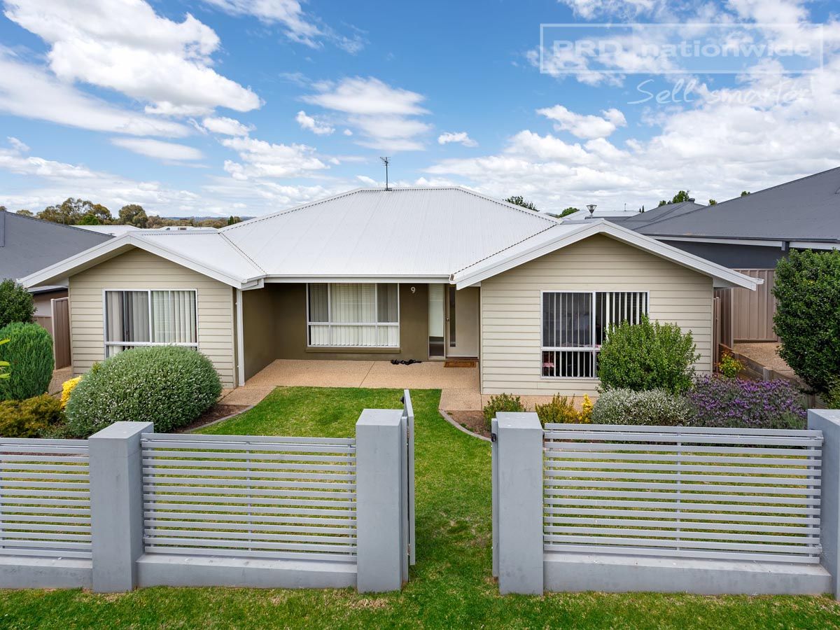 9/3 Bogong Crescent, Tatton NSW 2650, Image 1