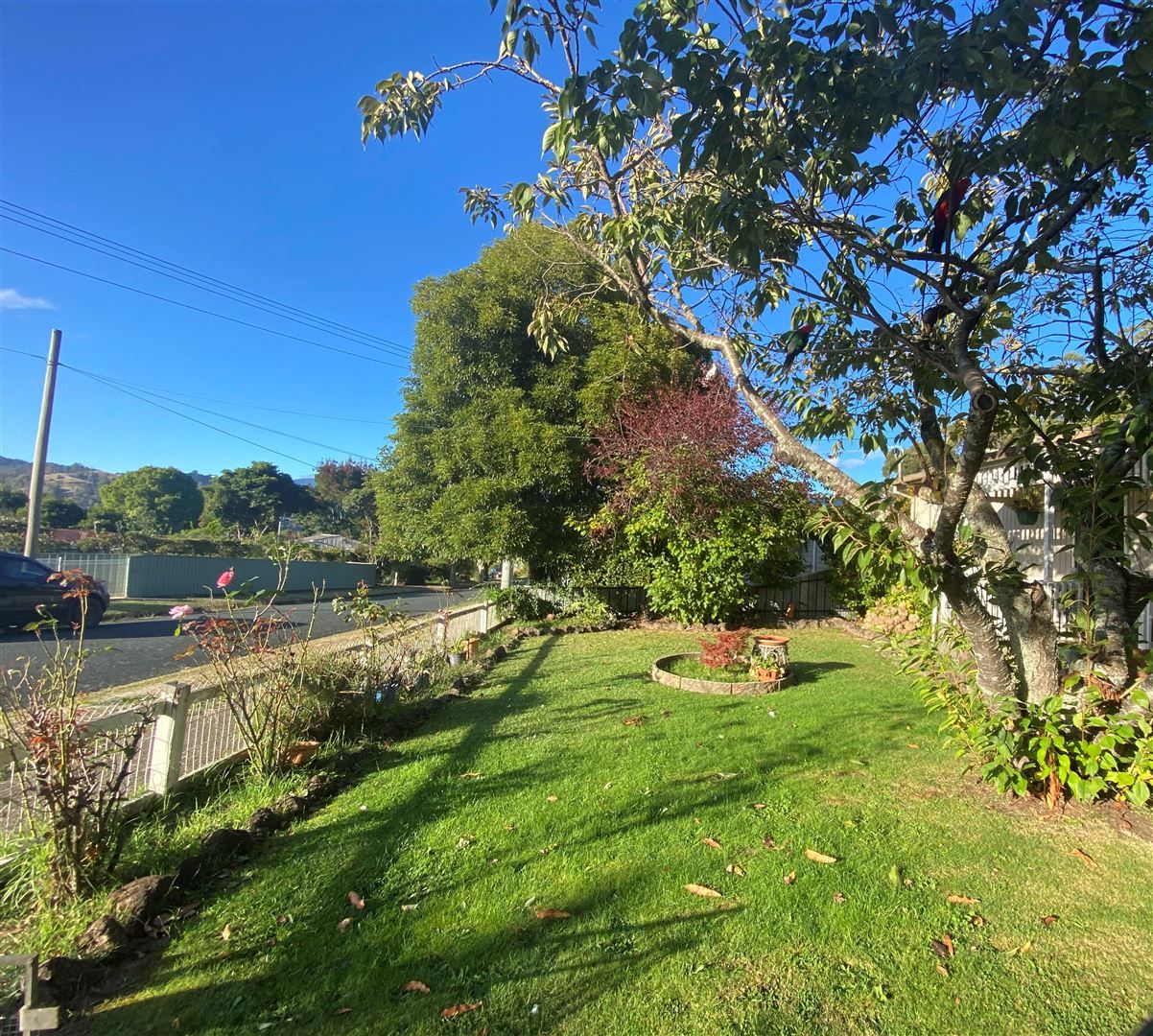 39 fifth street, Eildon VIC 3713, Image 1