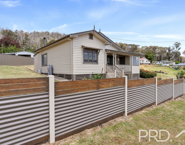 62 Tumbarumba Road, Batlow NSW 2730