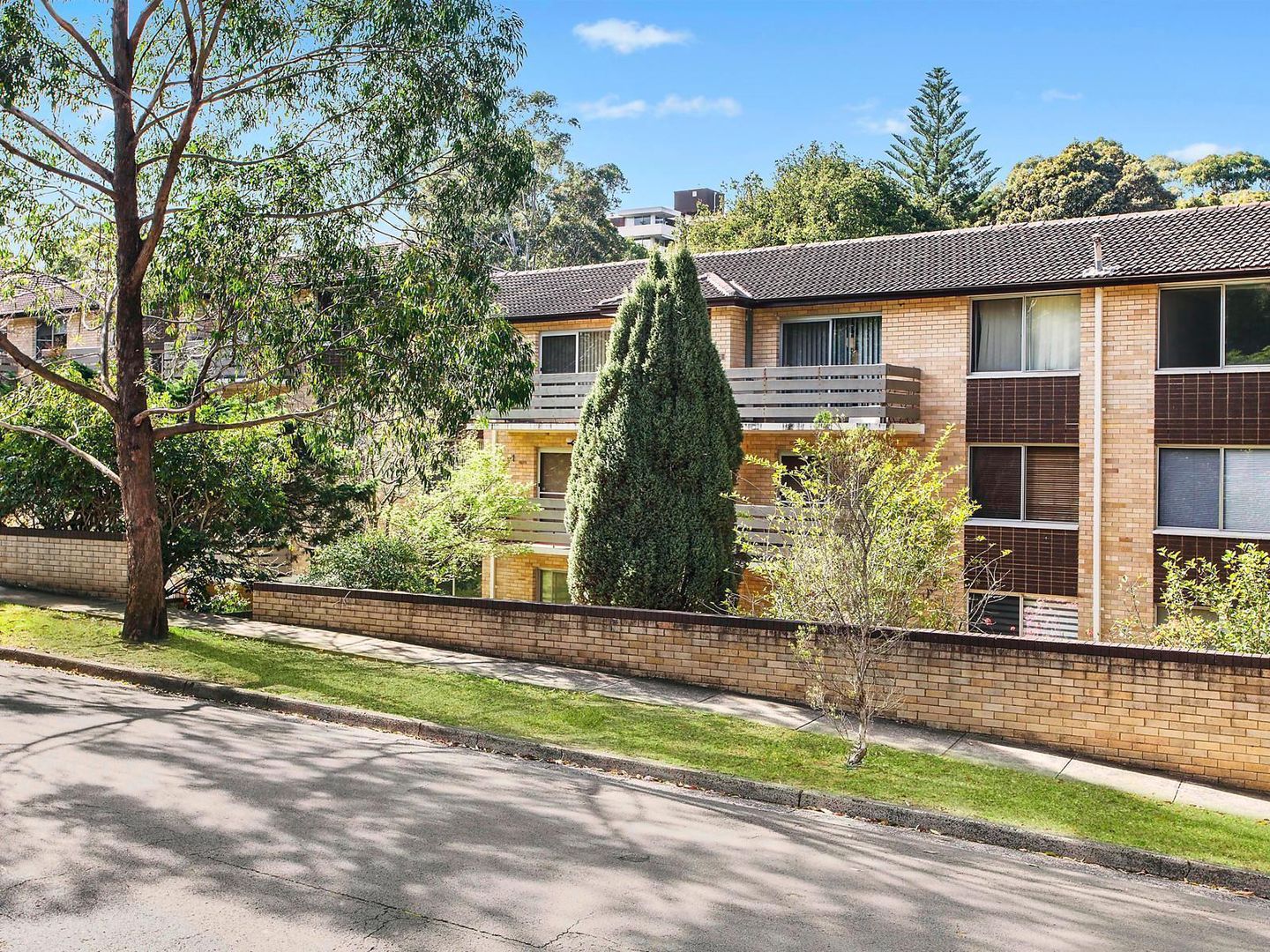 20/412 Huxtable Avenue, Lane Cove North Property History & Address