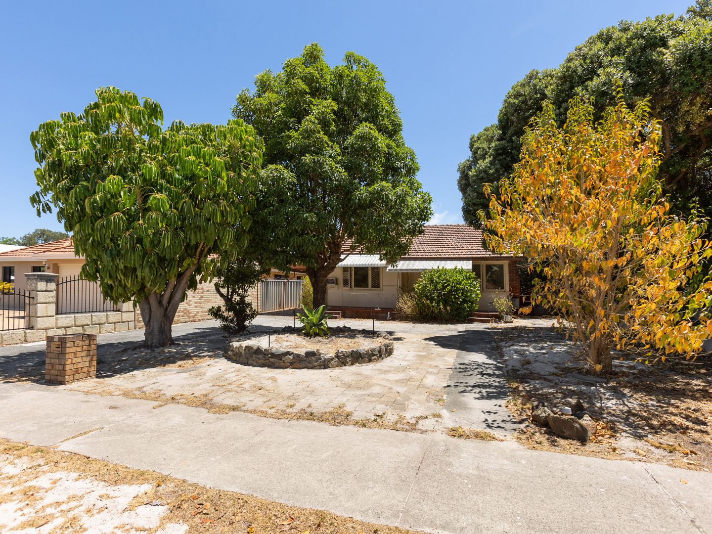 19 Reen Street, St James WA 6102, Image 1