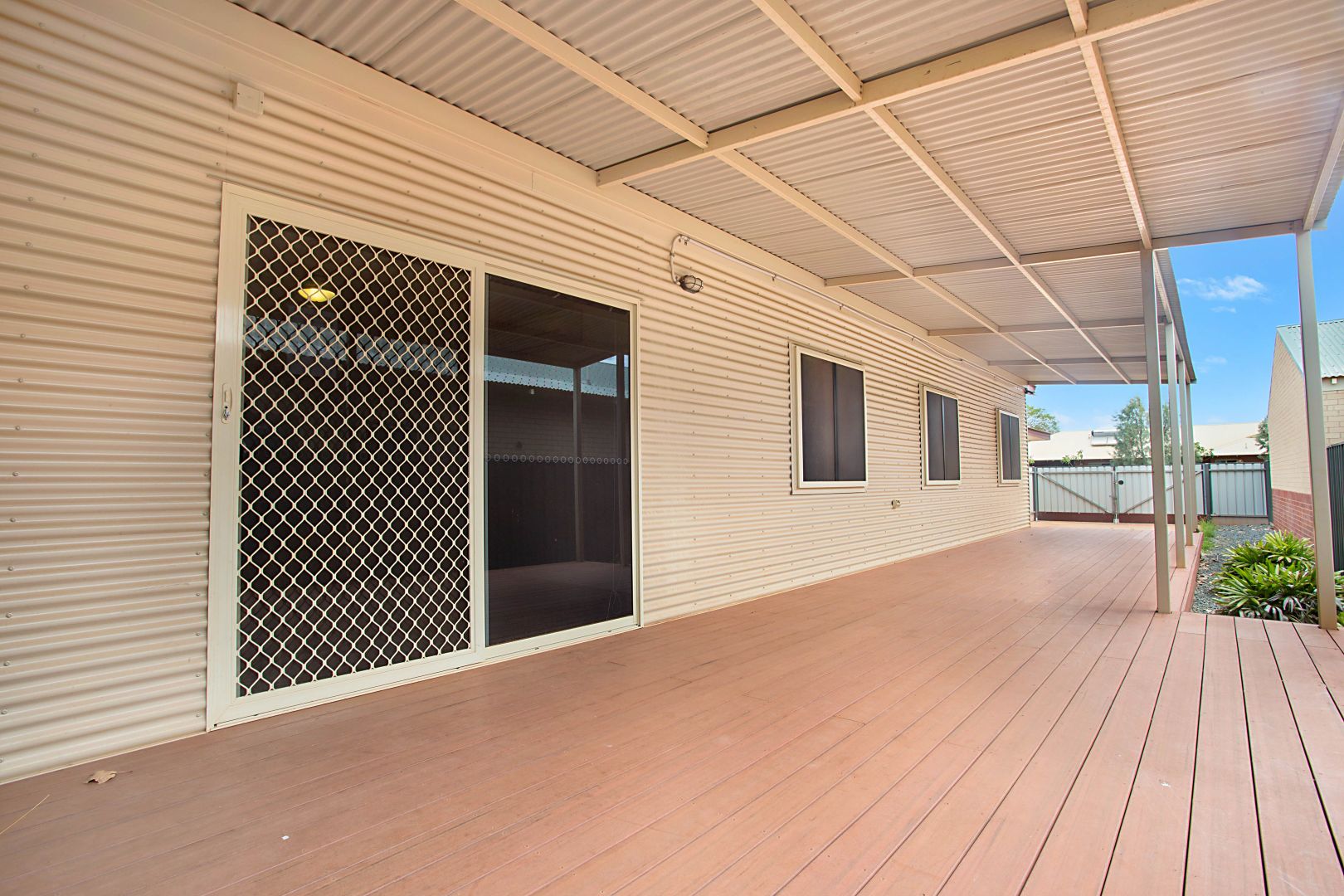 43 Wedgetail Eagle Avenue, Nickol WA 6714, Image 2