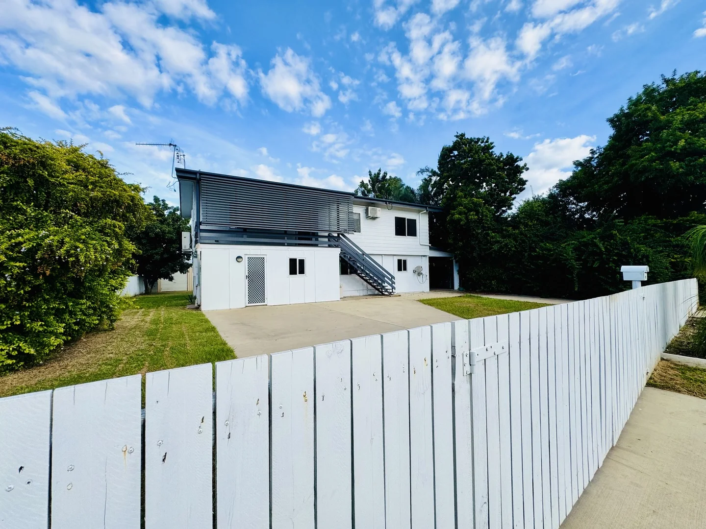 Additional image 7 of 10 GOOLAGONG Crescent, Moranbah QLD 4744