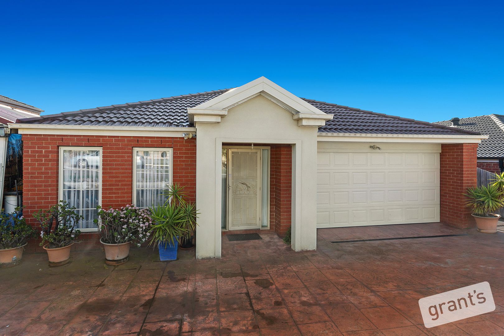 9 Mornmoot Court, Hallam VIC 3803