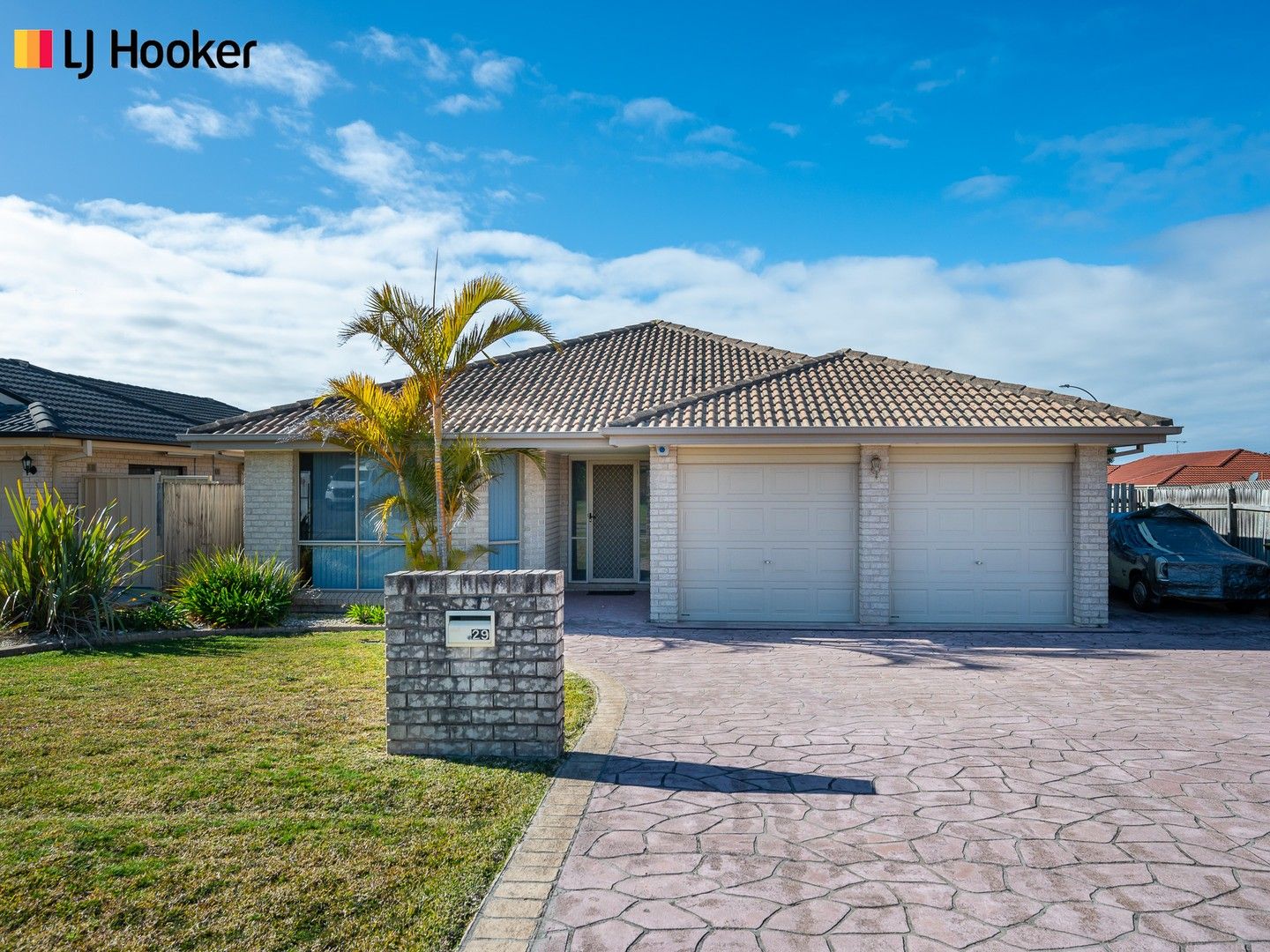 4 bedrooms House in 29 Eucalyptus Avenue WORRIGEE NSW, 2540