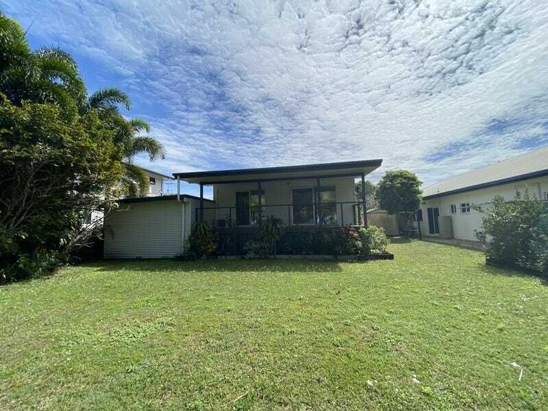 16 Luff St, Hull Heads QLD 4854, Image 0