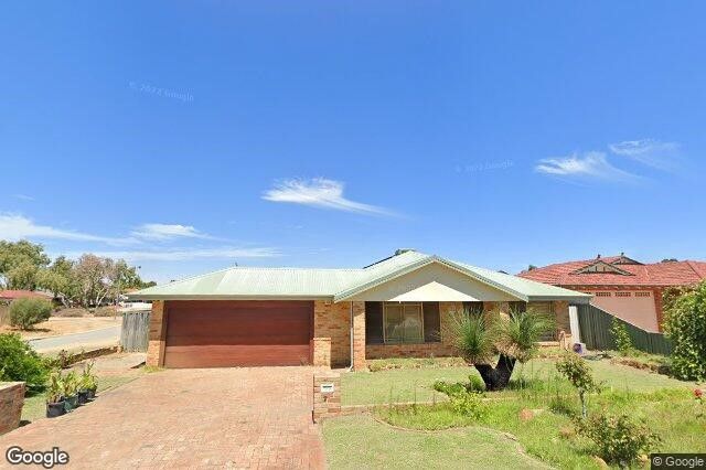 4 bedrooms House in 2 Marich Cove ATWELL WA, 6164