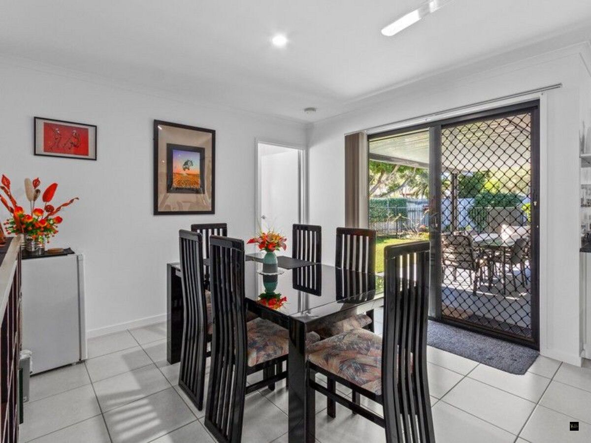 2 Wave Court, Toogoom QLD 4655, Image 2