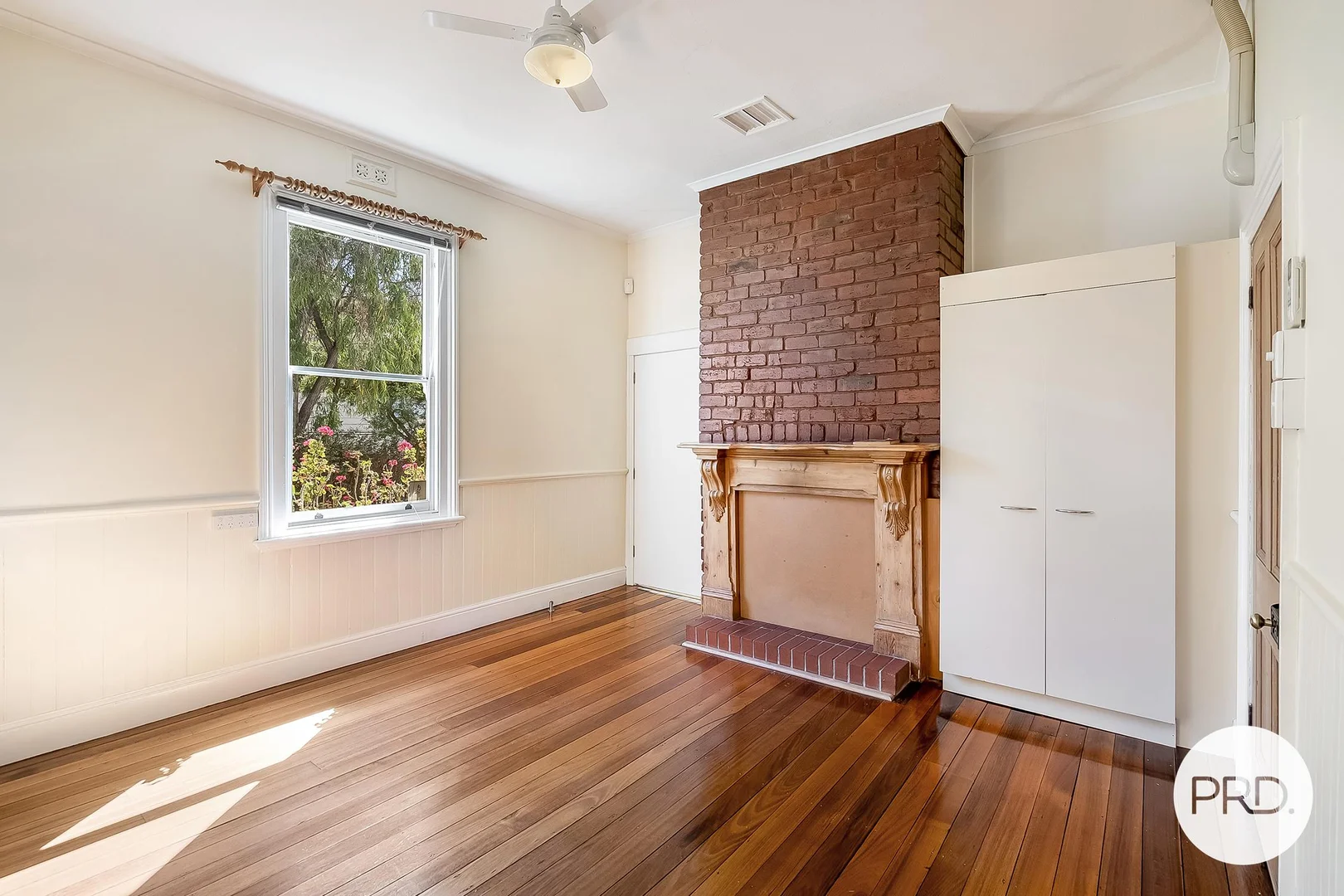 Additional image 8 of 32 Wellington Road, Lindisfarne TAS 7015