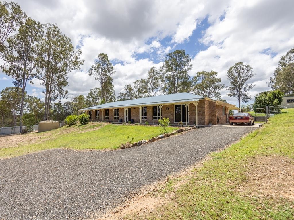 6 bedrooms Acreage / Semi-Rural in 50 Kimberly Grange Court CURRA QLD, 4570
