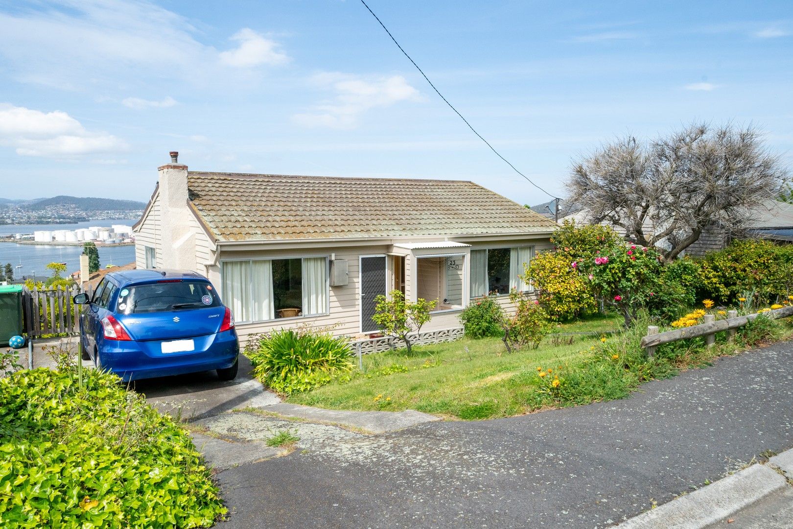 2 bedrooms House in 23 Lime Rd LUTANA TAS, 7009