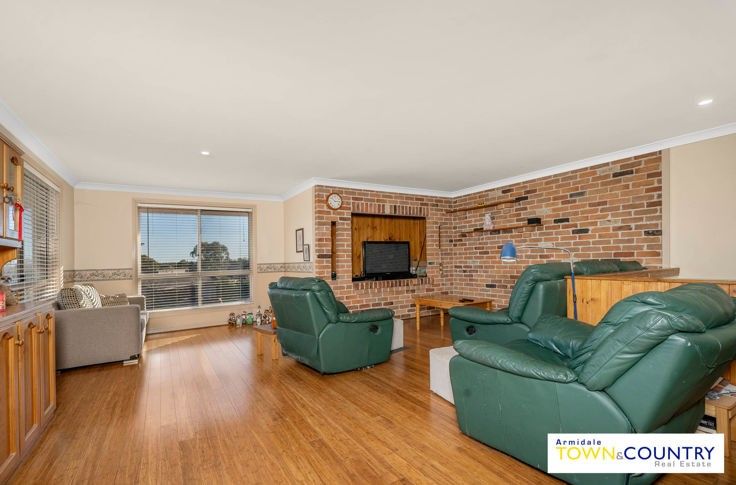 3 Eulahbar Crescent, Armidale NSW 2350, Image 1