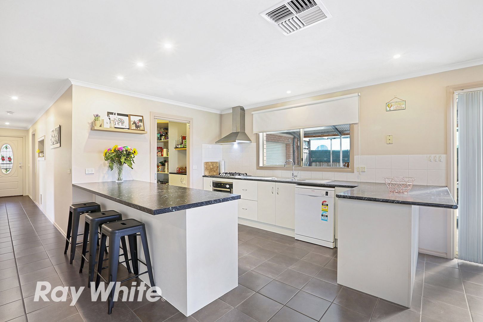 99 Rennie Street, Lara VIC 3212 House For Rent 550 Domain