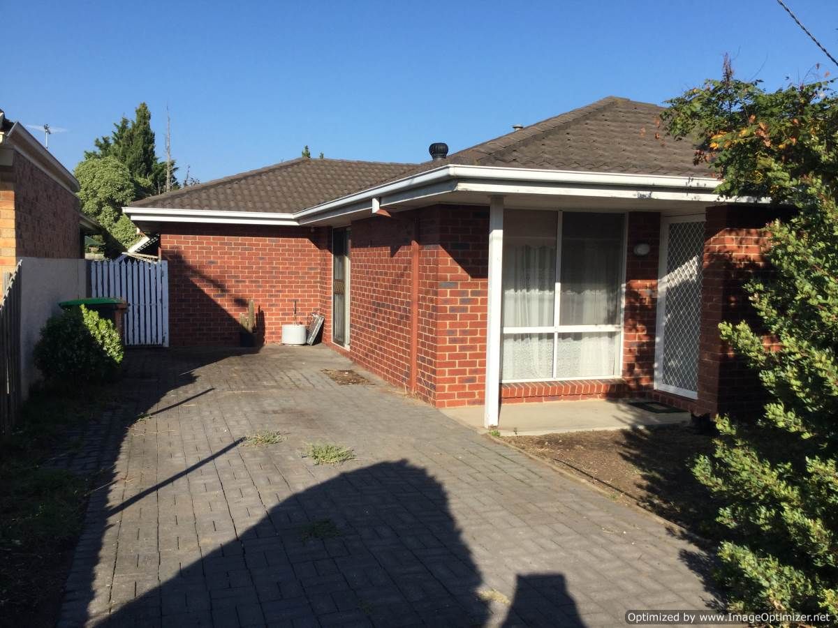 10 Verity Court, Altona Meadows VIC 3028 House For Rent 380 Domain