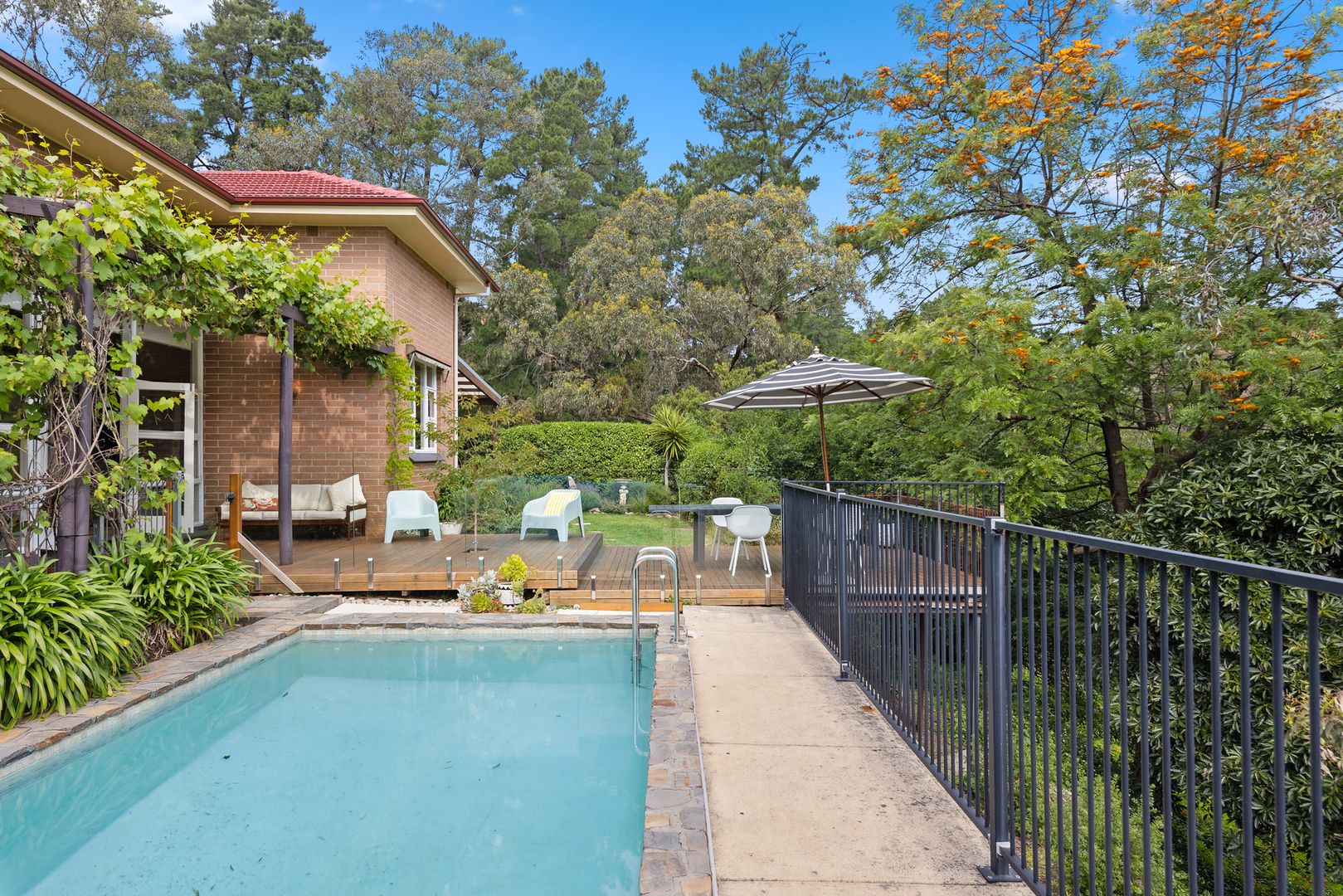 23 Mountain Road, Eden Hills SA 5050, Image 2