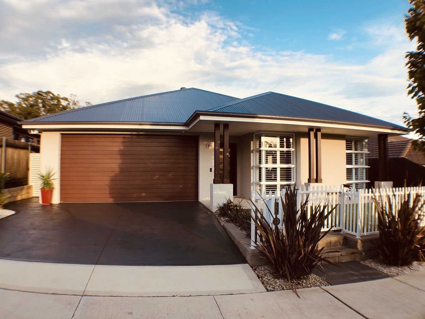 4 bedrooms House in 17 Myers Way WILTON NSW, 2571