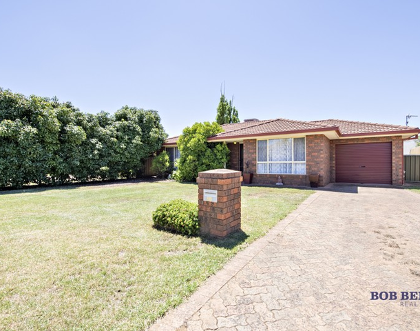 37 Cormorant Crescent, Dubbo NSW 2830