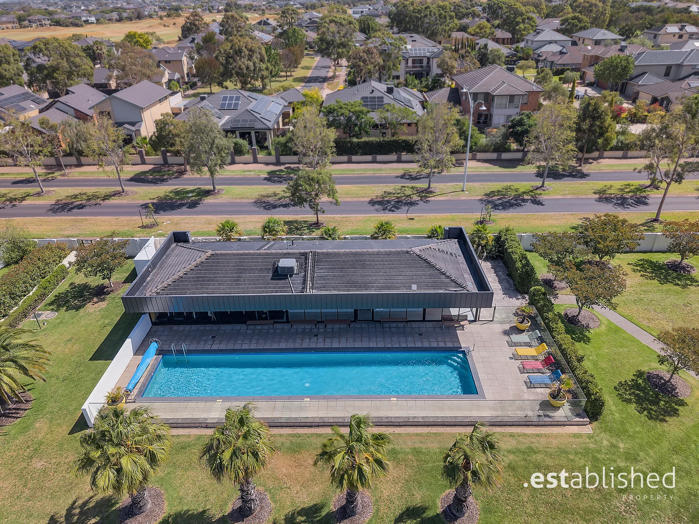 Additional image 25 of 52 Signature Boulevard, Sanctuary Lakes VIC 3030