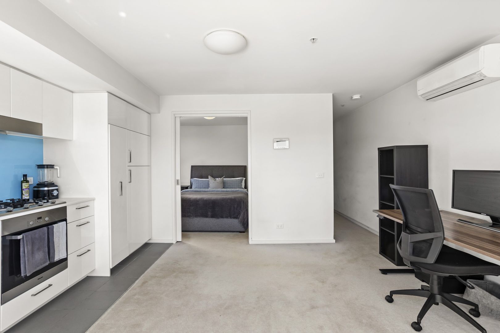 408/2 Willis Lane, Hampton VIC 3188, Image 2