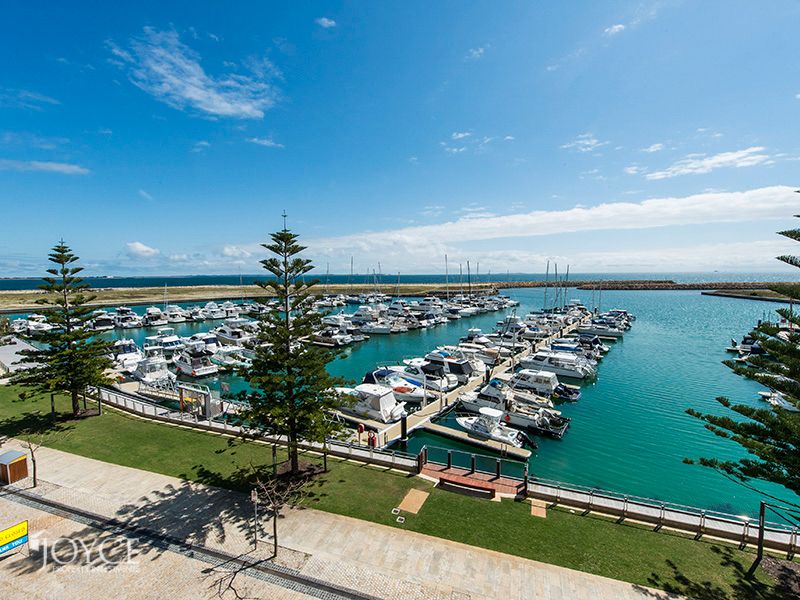 3 bedrooms Apartment / Unit / Flat in 97/9 Coromandel Approach NORTH COOGEE WA, 6163