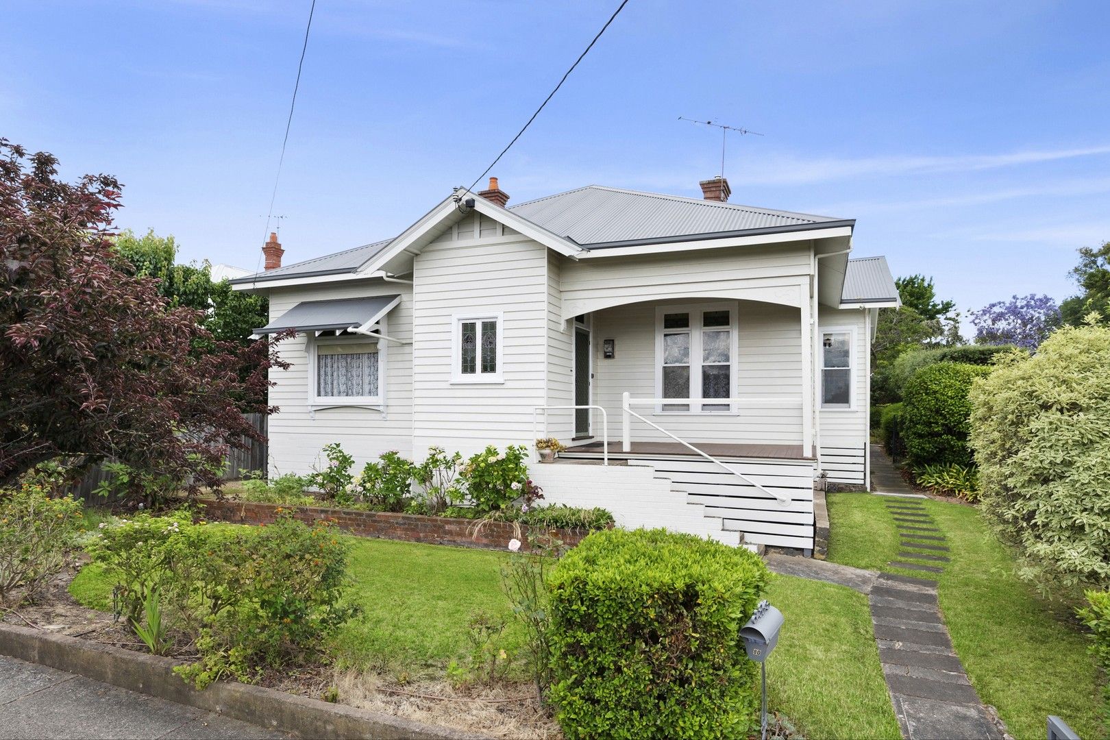 5 bedrooms House in 80 Fairview Avenue NEWTOWN VIC, 3220