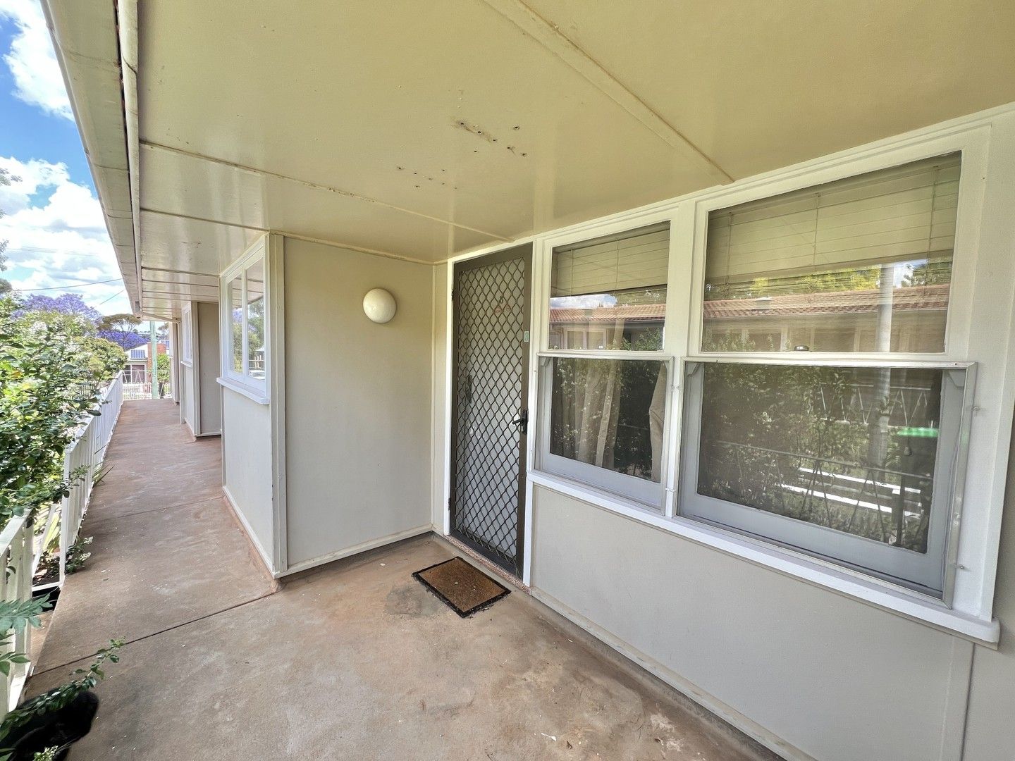 1 bedrooms Apartment / Unit / Flat in 3/12 Gallop Avenue PARKES NSW, 2870