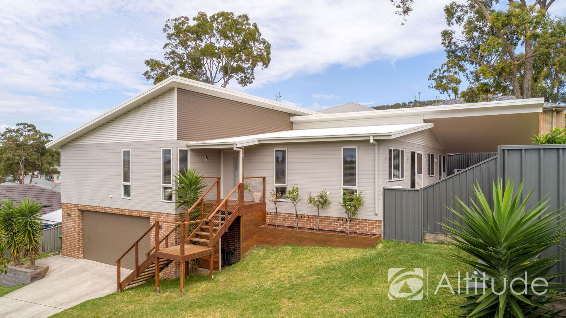 2 Fitzwilliam Circuit, Macquarie Hills NSW 2285