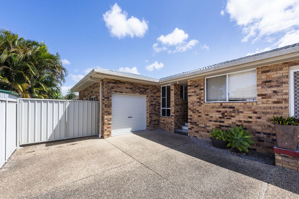 1/22 Waratah Avenue, Yamba NSW 2464, Image 2