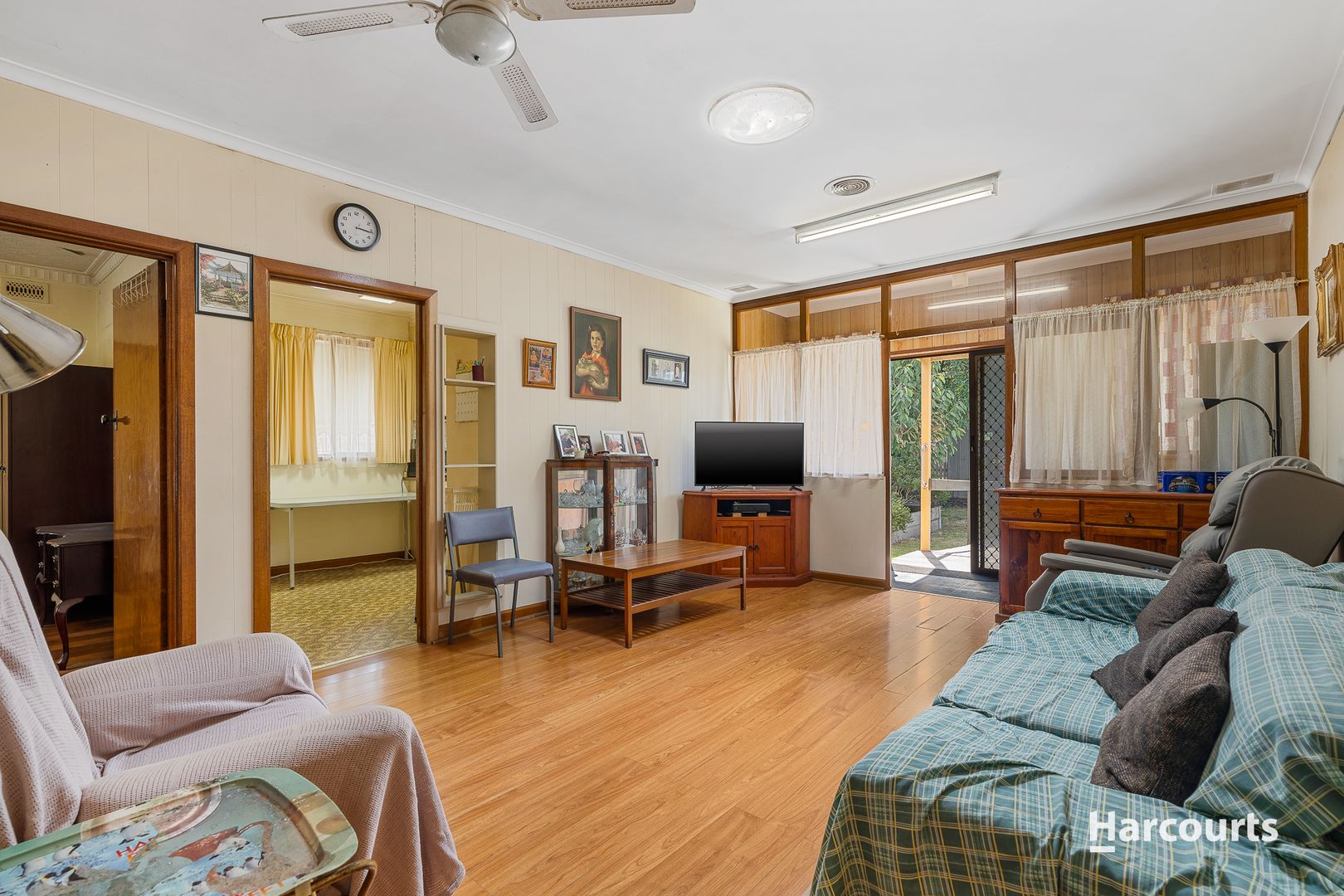 29 Whitehorse Road, Blackburn VIC 3130, Image 2