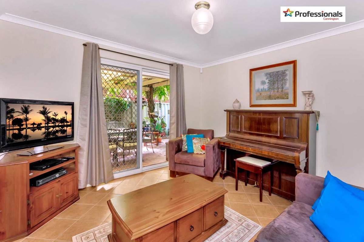 2/57 Berwick Street, Victoria Park WA 6100, Image 1