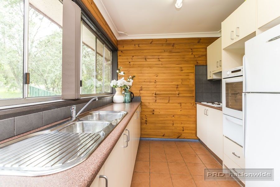 76 Graham Street, Glendale NSW 2285, Image 2