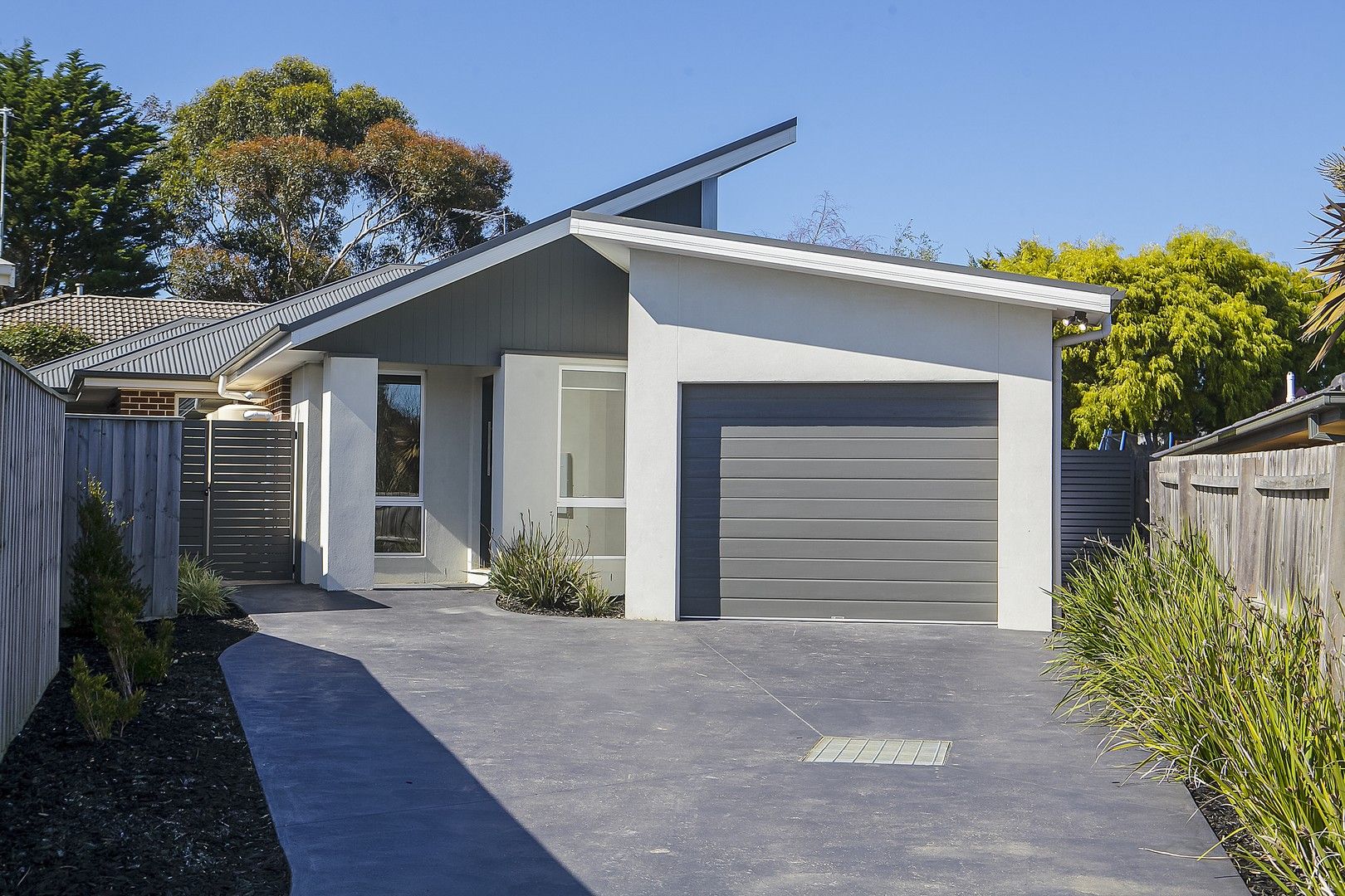 3 bedrooms House in 22 Monze Drive LANGWARRIN VIC, 3910