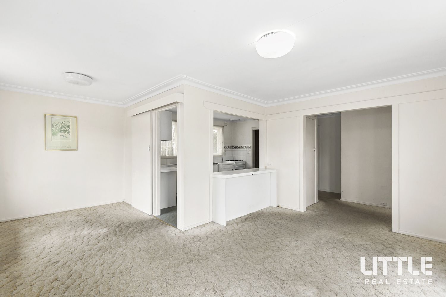 22 Rochdale Drive, Burwood East VIC 3151, Image 2