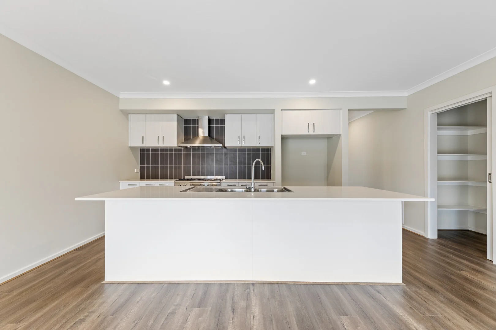 Additional image 2 of 47 Skyline Drive, Warragul VIC 3820