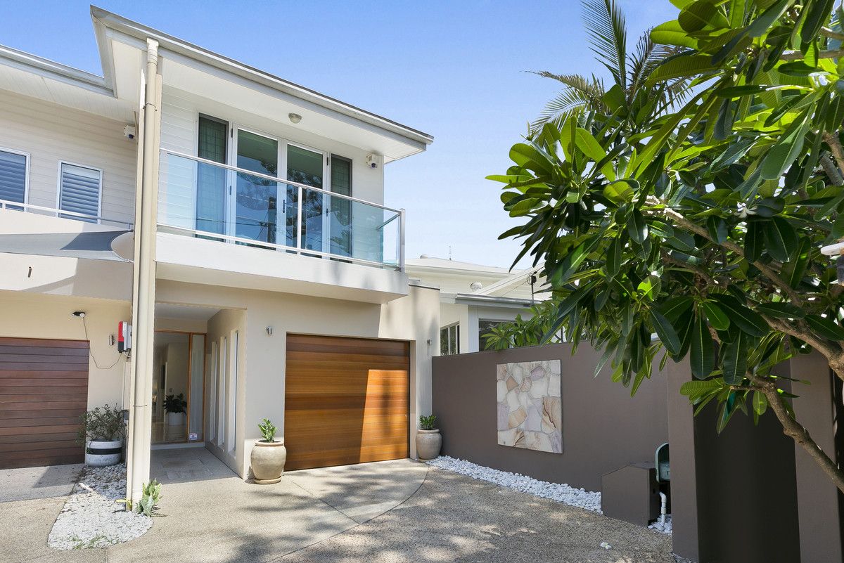 2/56 Messines Crescent, Miami QLD 4220, Image 2